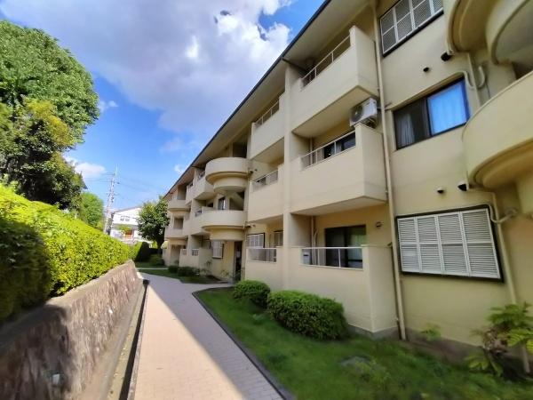 ハイラーク双ヶ丘参番館