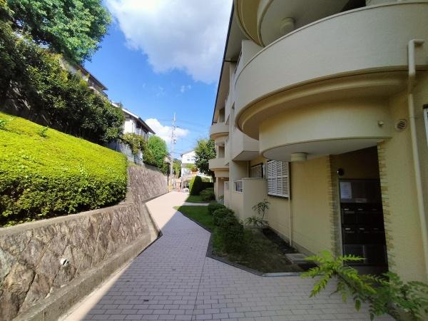 ハイラーク双ヶ丘参番館