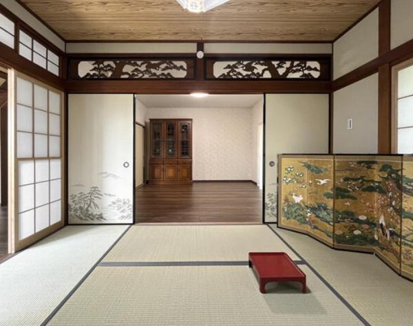 京都市山科区上花山桜谷　中古戸建