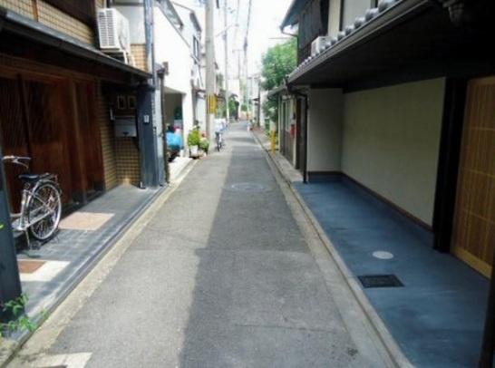 京都市左京区二条通川端東入２丁目杉本町の中古一戸建て