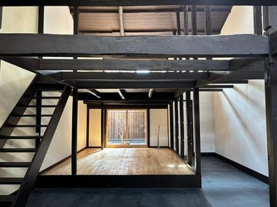京都市左京区杉本町　中古テラスハウス