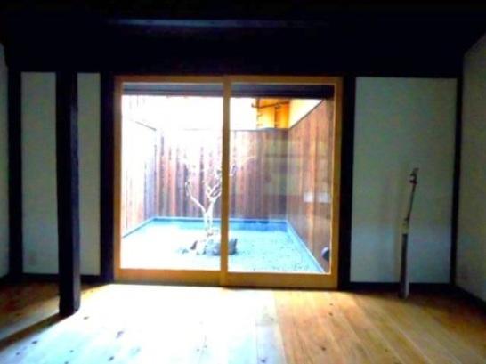 京都市左京区杉本町　中古テラスハウス