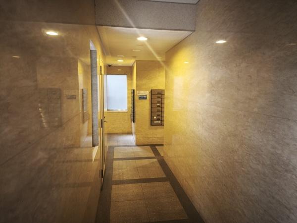 ライオンズマンション烏丸通(エントランス)