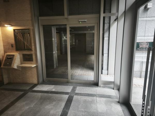 ライオンズマンション烏丸通(エントランス)