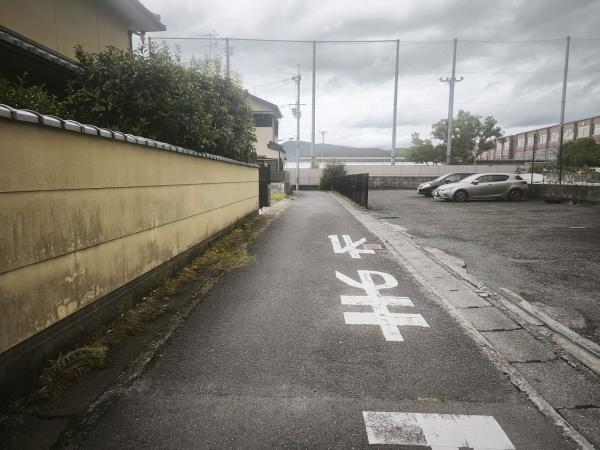京都市北区上賀茂烏帽子ケ垣内町の土地(前面道路含む現地写真)
