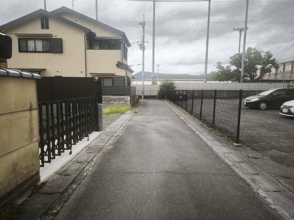 京都市北区上賀茂烏帽子ケ垣内町の土地(前面道路含む現地写真)