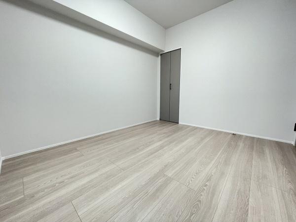 二条城東グランドハイツ(洋室)