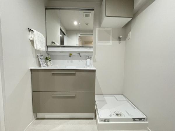 二条城東グランドハイツ(洗面台・洗面所)