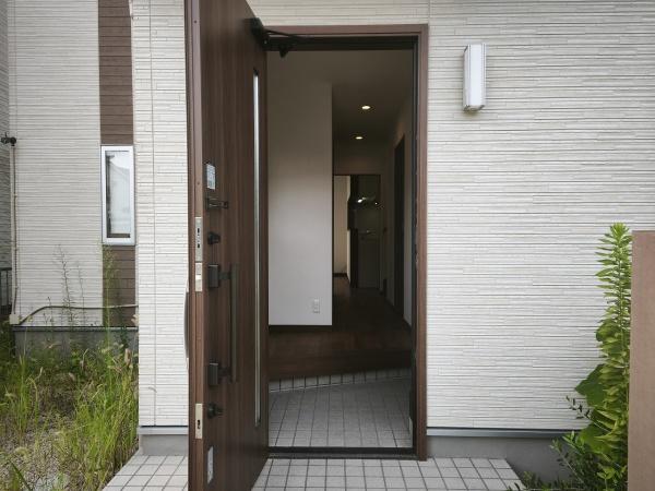 大津市大石東６丁目の中古一戸建て
