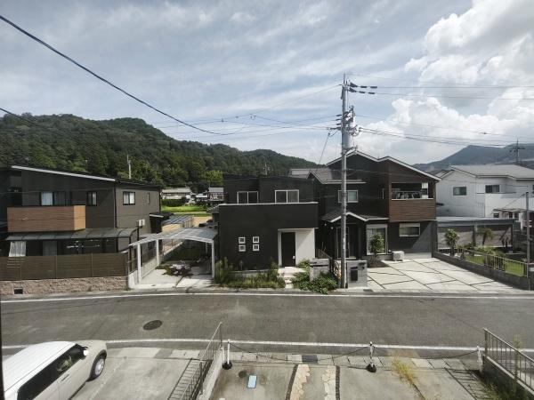 大津市大石東６丁目の中古一戸建て
