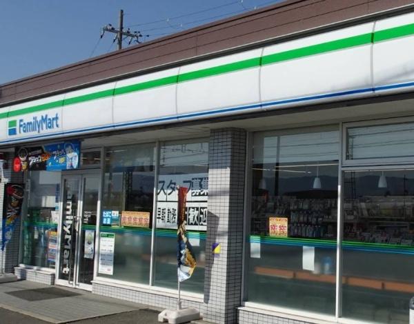 宇治市小倉町新田島の中古一戸建て(ファミリーマート宇治紫ケ丘店)