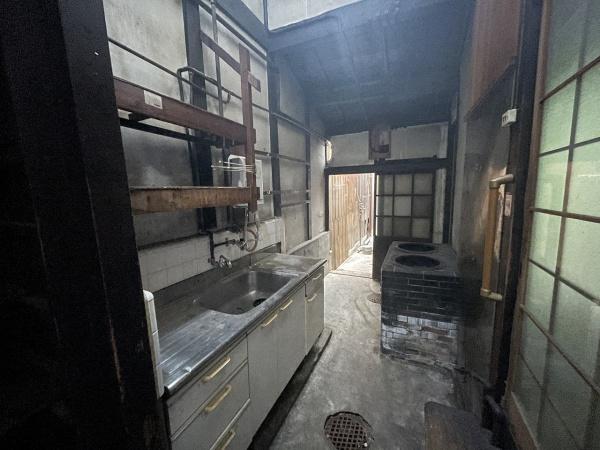 京都市上京区下立売通千本西入稲葉町の中古一戸建て