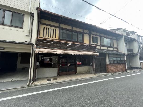 京都市上京区下立売通千本西入稲葉町の中古一戸建て