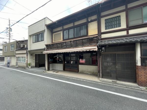 京都市上京区下立売通千本西入稲葉町の中古一戸建て