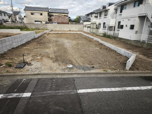 京都市北区鷹峯南鷹峯町　2号棟　新築戸建