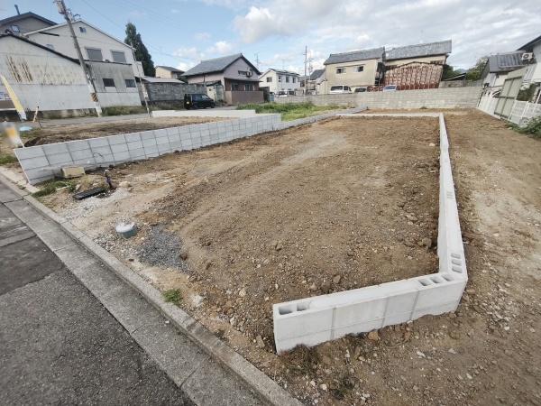 京都市北区鷹峯南鷹峯町　2号棟　新築戸建