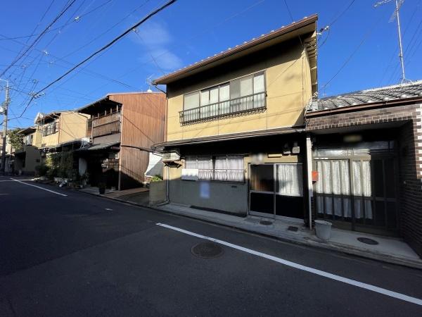 京都市上京区御前通今出川上る２丁目北町の土地