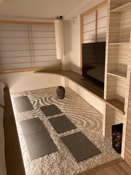 京都市左京区岡崎徳成町 ビル(寝室)