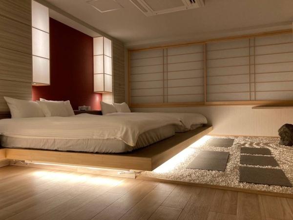 京都市左京区岡崎徳成町　ビル