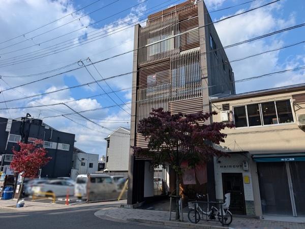 京都市左京区岡崎徳成町　ビル