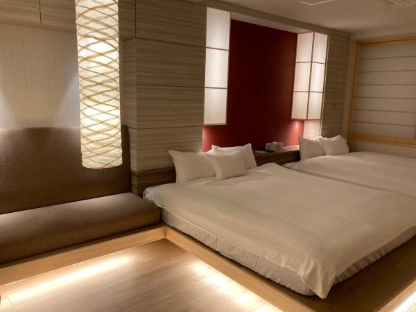 京都市左京区岡崎徳成町　ビル