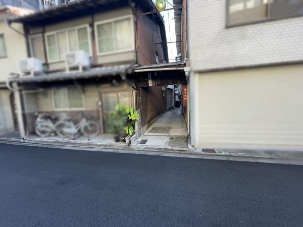 京都市東山区松原通大和大路西入弓矢町の中古一戸建て(その他現地)