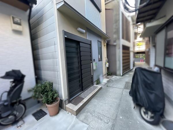 京都市東山区松原通大和大路西入弓矢町の中古一戸建て(その他現地)