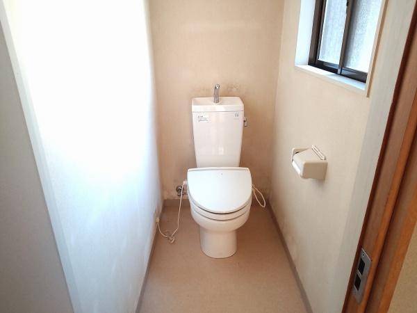 京都市北区平野上柳町の中古一戸建て(トイレ)