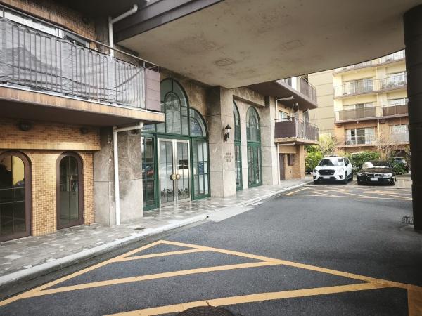 琵琶湖アーバンリゾート2番館(エントランス)