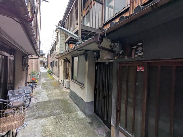 京都市下京区西洞院通六条下る西側町の中古一戸建て