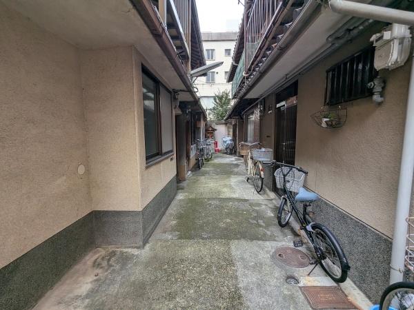 京都市下京区西洞院通六条下る西側町の中古一戸建て