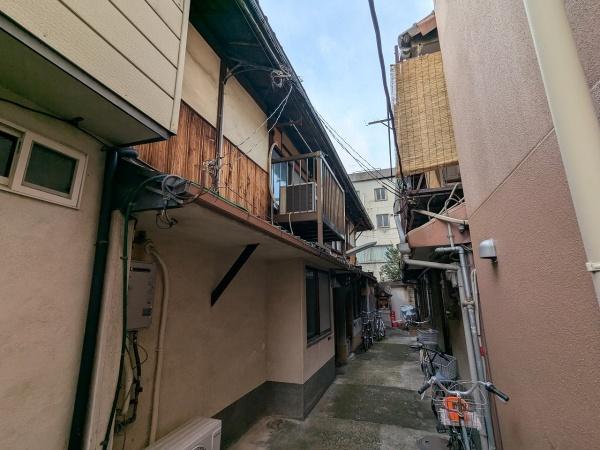 京都市下京区西洞院通六条下る西側町の中古一戸建て