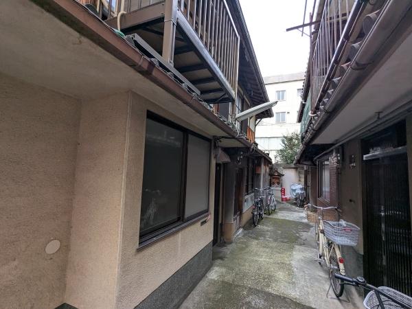 京都市下京区西洞院通六条下る西側町の中古一戸建て