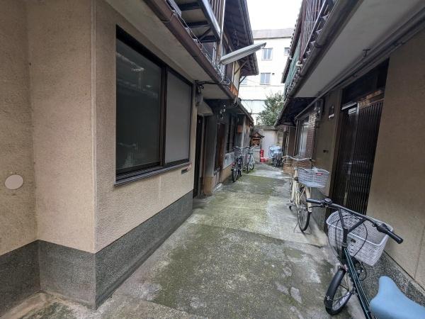 京都市下京区西洞院通六条下る西側町の中古一戸建て