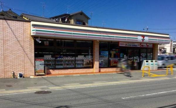 京都市伏見区久我東町の中古一戸建て(セブンイレブン京都久我森の宮町店)