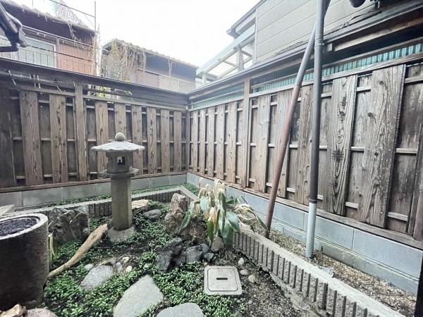 京都市中京区聚楽廻松下町の中古一戸建て