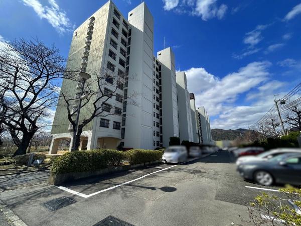 嵐山ロイアルハイツ第3号棟