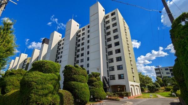 嵐山ロイアルハイツ第3号棟