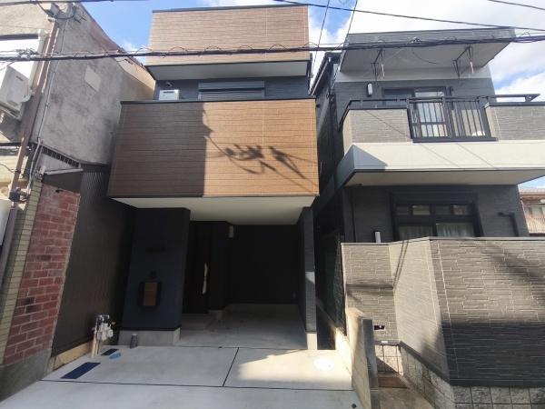 京都市右京区西京極西向河原町　新築戸建