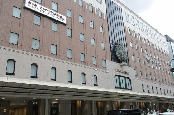 京都市中京区小川通六角下る元本能寺町の土地(大丸京都店)