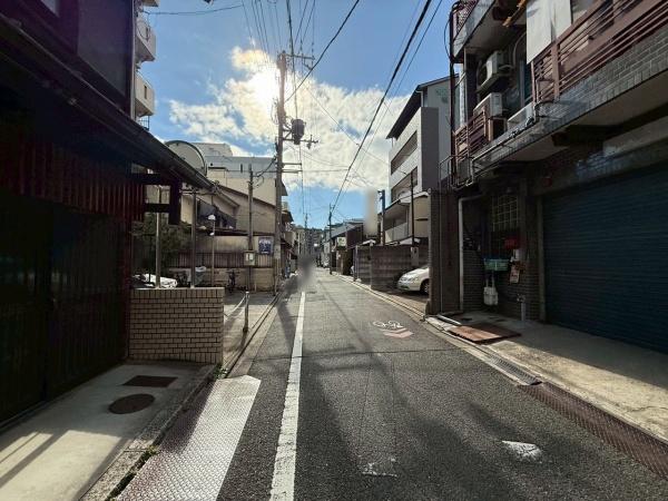 京都市中京区小川通六角下る元本能寺町の土地