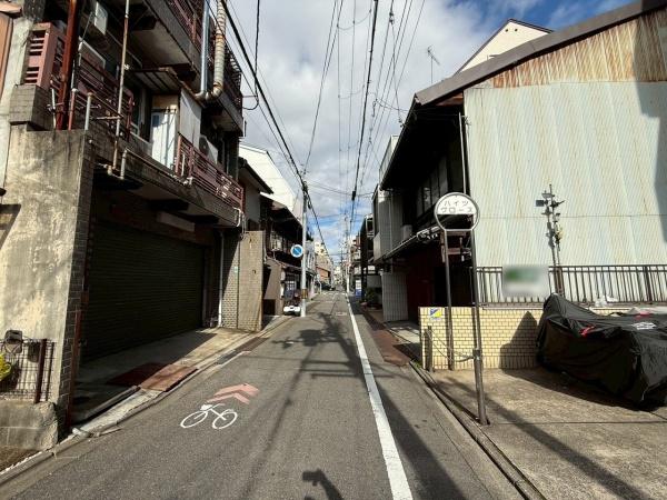 京都市中京区小川通六角下る元本能寺町の土地