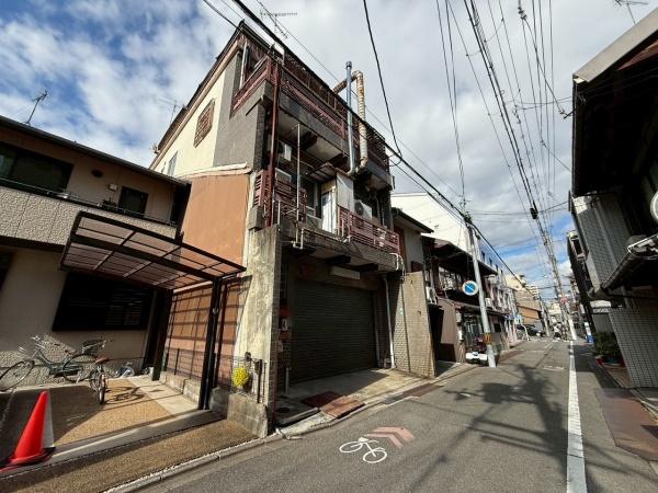 京都市中京区小川通六角下る元本能寺町の土地