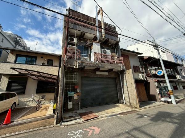 京都市中京区小川通六角下る元本能寺町の土地