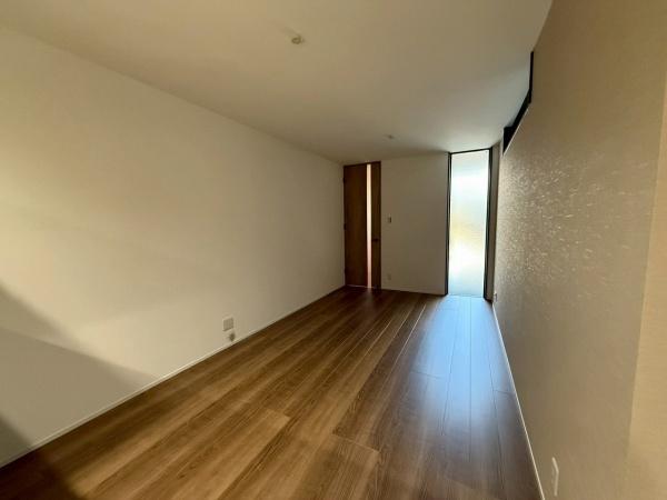 京都市右京区嵯峨野有栖川町　新築戸建