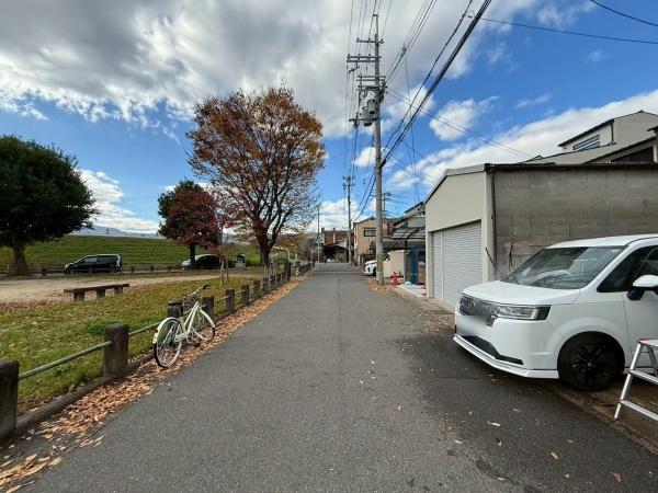 京都市右京区梅津堤下町の土地