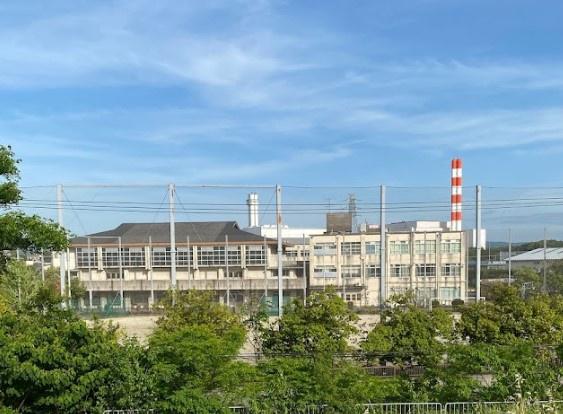 京都市伏見区横大路草津町の中古一戸建て(京都市立洛水中学校)