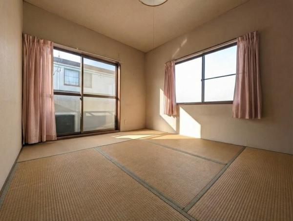 京都市上京区仁和寺街道御前通西入下横町の中古一戸建て