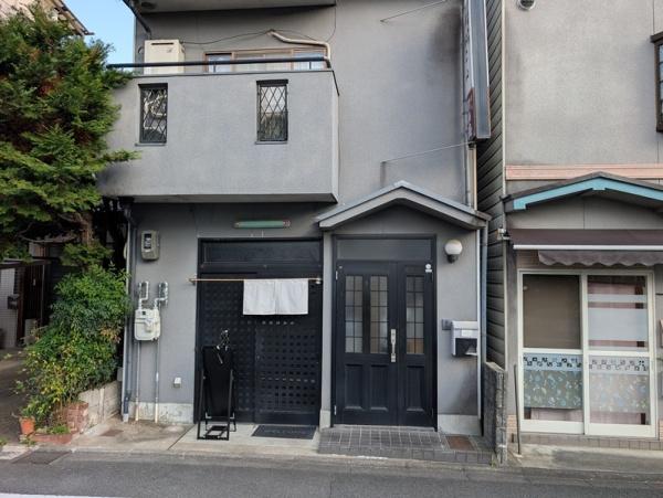 京都市上京区仁和寺街道御前通西入下横町の中古一戸建て