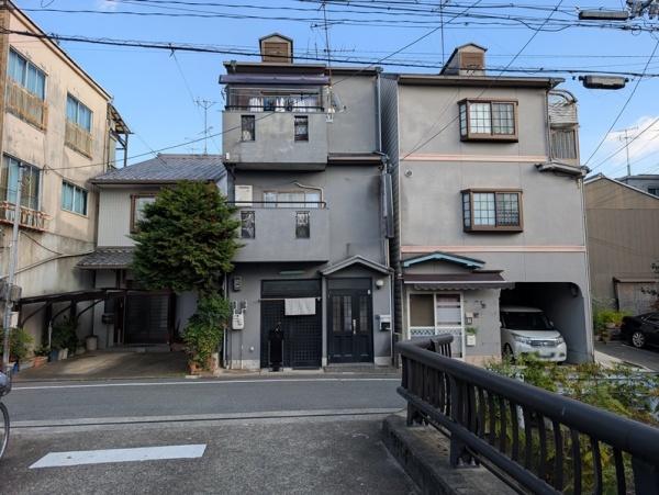 京都市上京区仁和寺街道御前通西入下横町の中古一戸建て